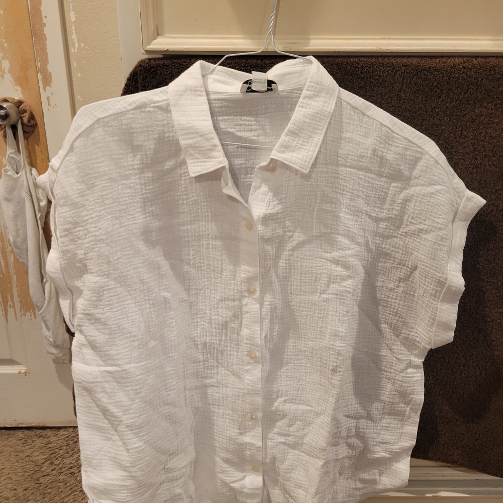 Jessica Simpson Textured White Blouse